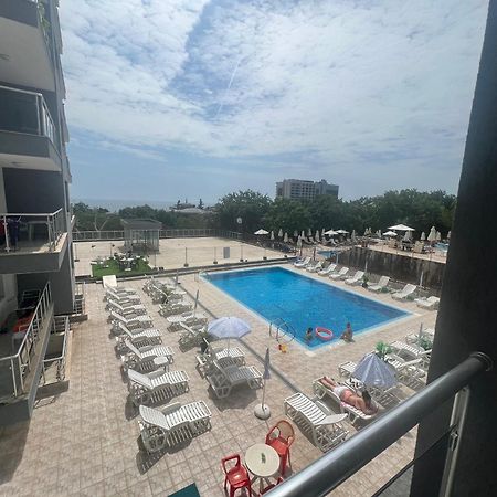 Dilov Apartments In Yalta Sables d'or Extérieur photo