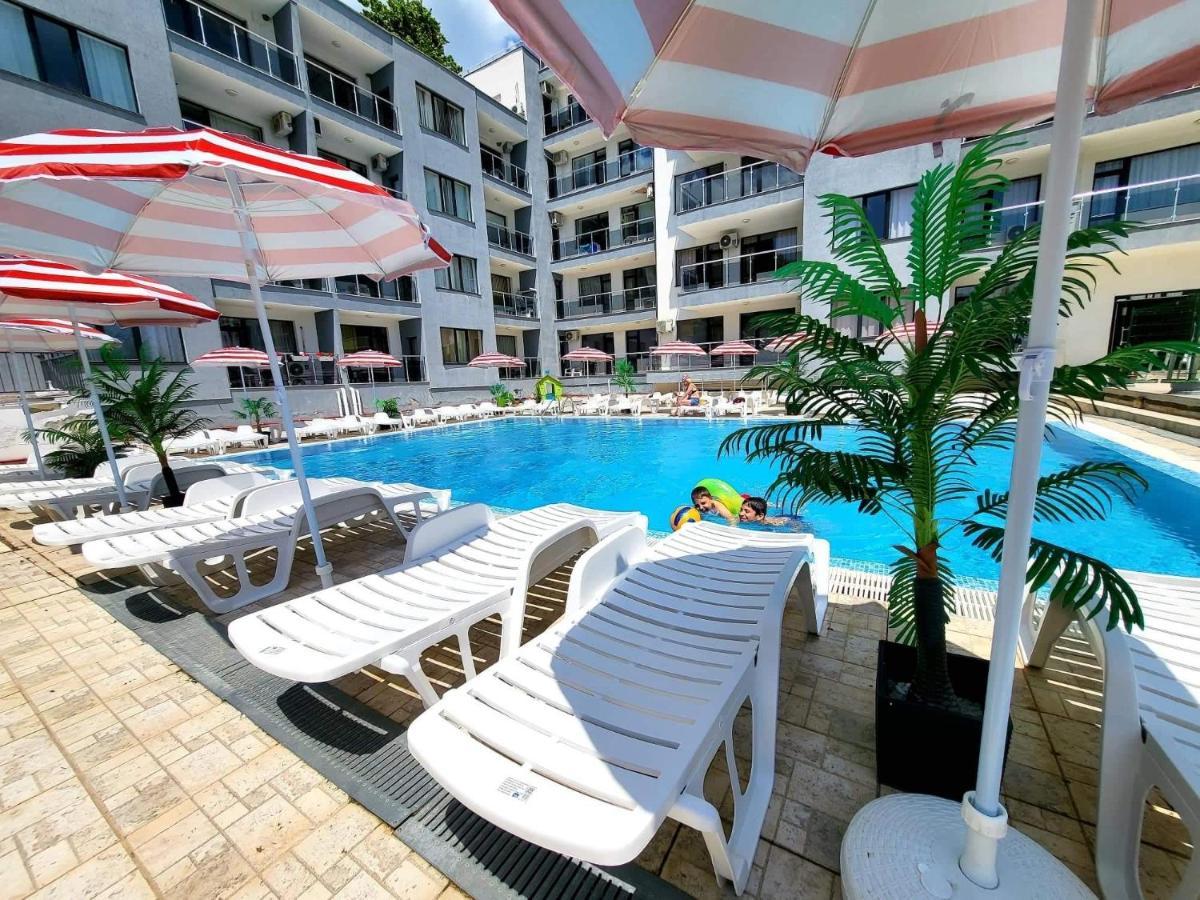 Dilov Apartments In Yalta Sables d'or Extérieur photo