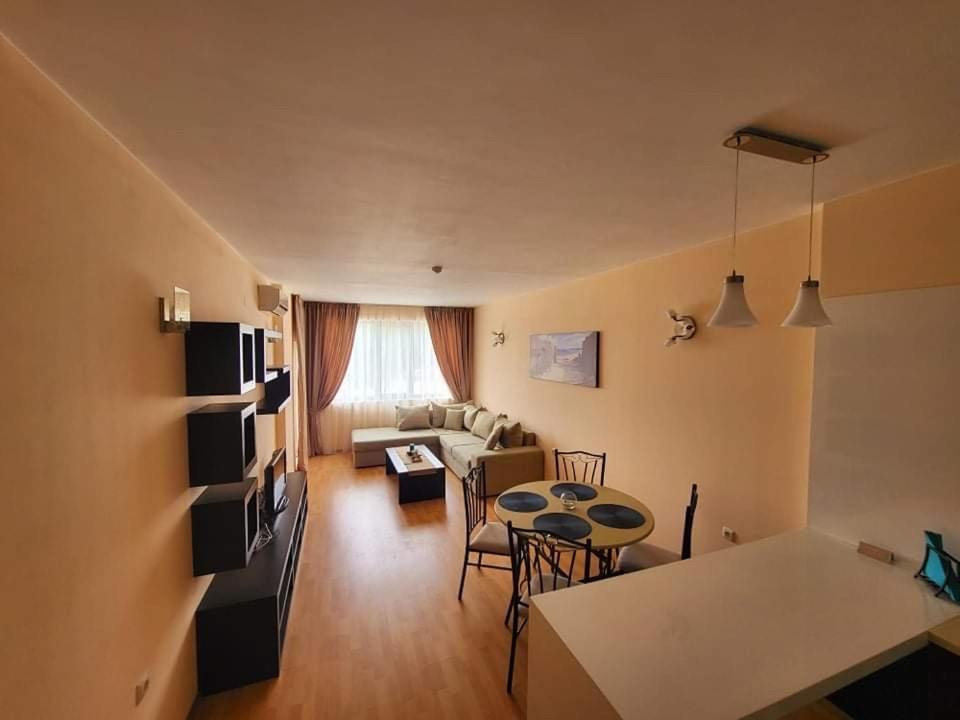 Dilov Apartments In Yalta Sables d'or Extérieur photo