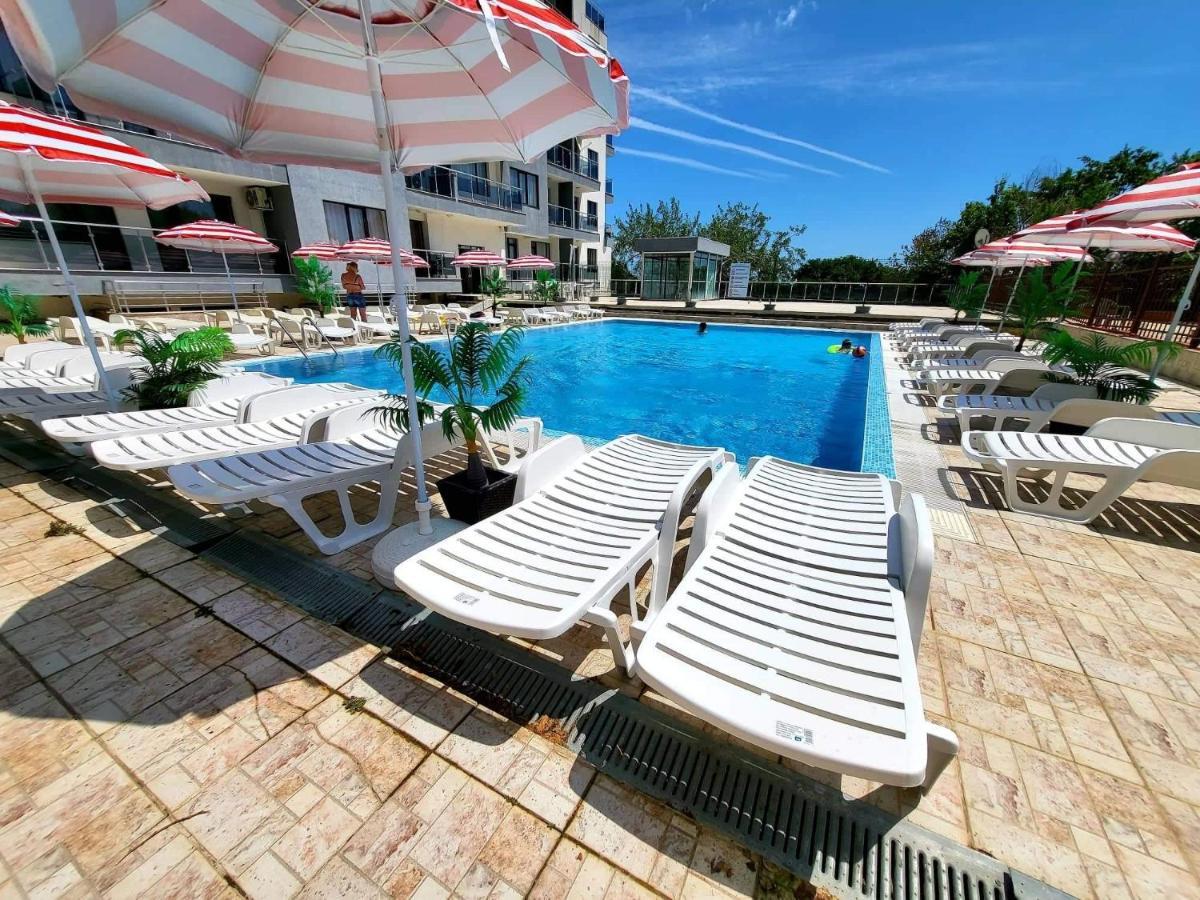Dilov Apartments In Yalta Sables d'or Extérieur photo