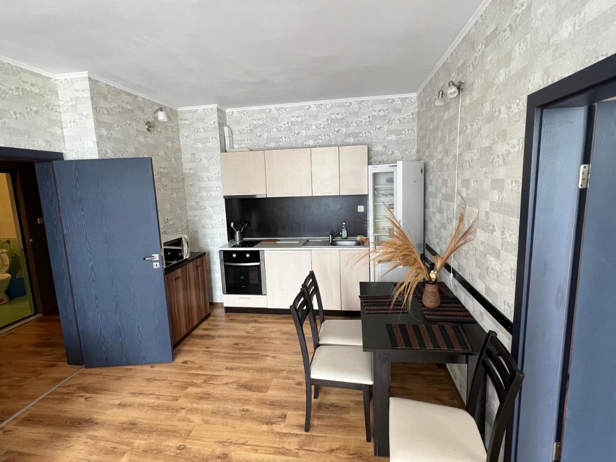 Dilov Apartments In Yalta Sables d'or Extérieur photo