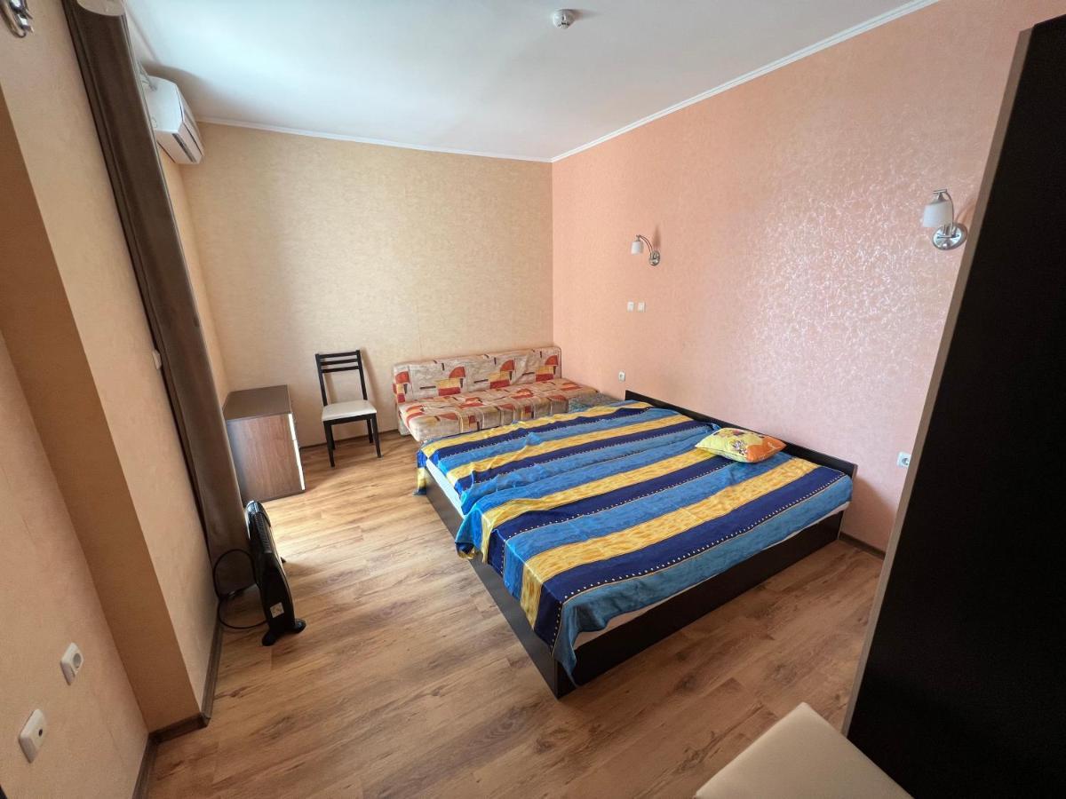 Dilov Apartments In Yalta Sables d'or Extérieur photo