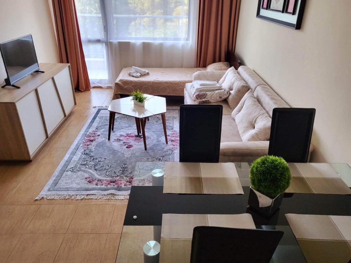 Dilov Apartments In Yalta Sables d'or Extérieur photo