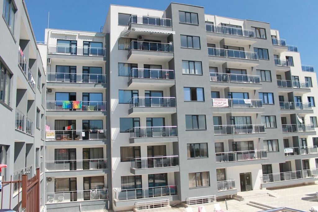 Dilov Apartments In Yalta Sables d'or Extérieur photo