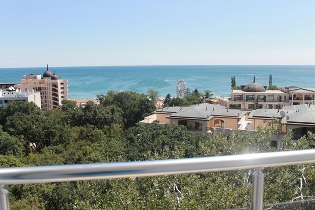 Dilov Apartments In Yalta Sables d'or Chambre photo