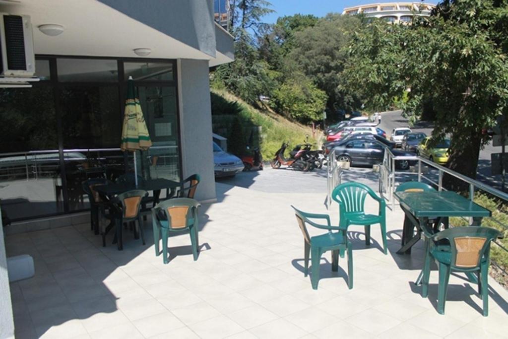 Dilov Apartments In Yalta Sables d'or Extérieur photo