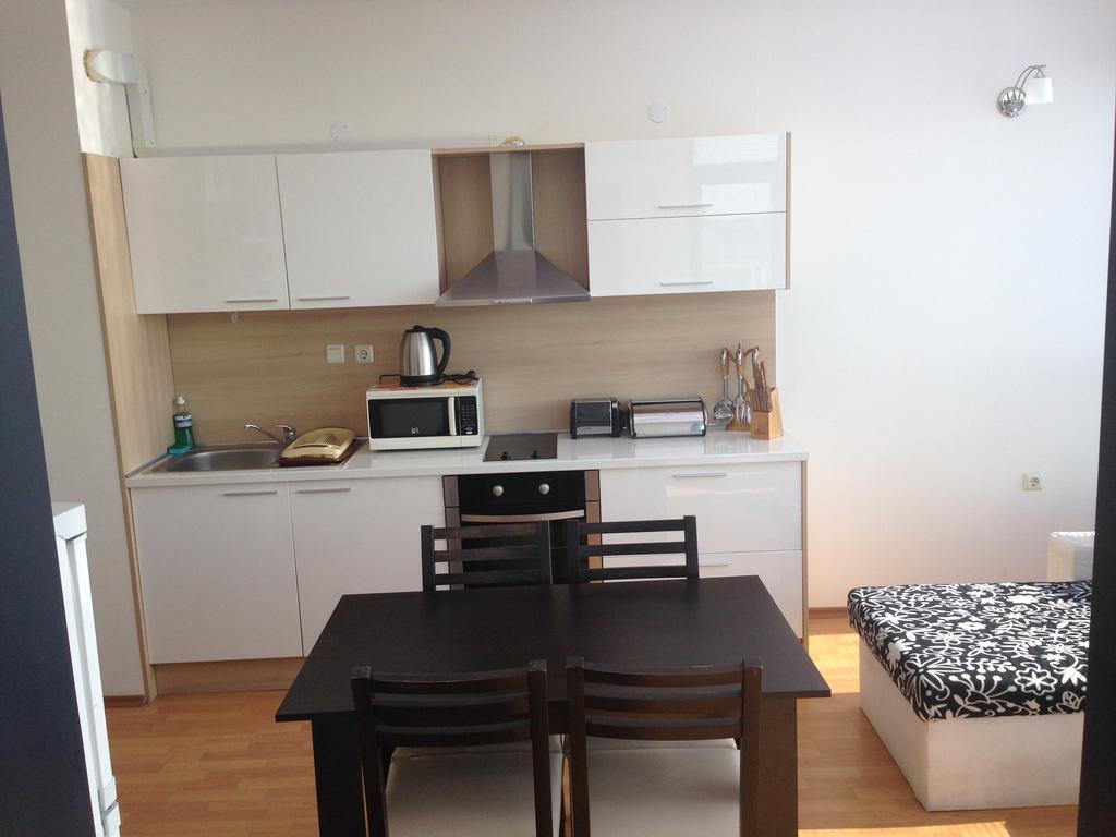 Dilov Apartments In Yalta Sables d'or Extérieur photo