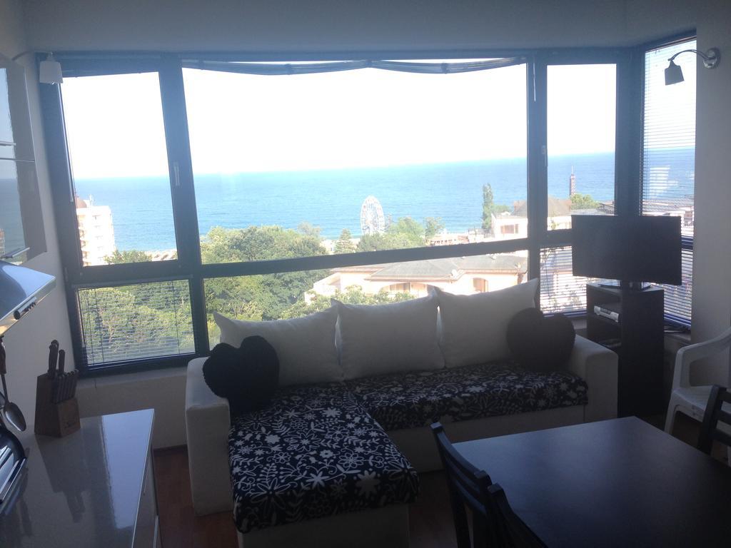 Dilov Apartments In Yalta Sables d'or Extérieur photo