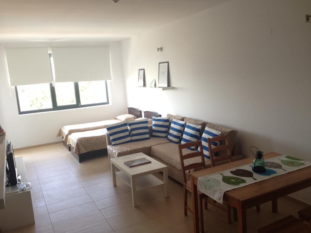 Dilov Apartments In Yalta Sables d'or Extérieur photo
