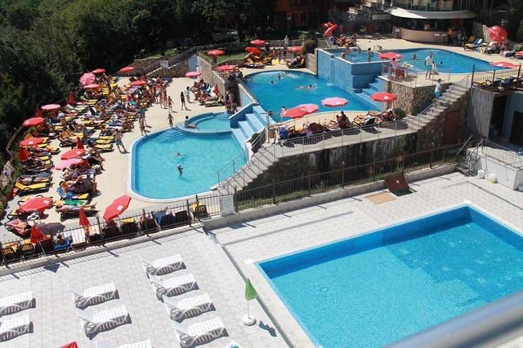 Dilov Apartments In Yalta Sables d'or Extérieur photo